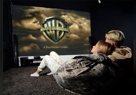 Lounge Cinema