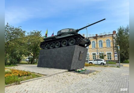 Памятник воинам танковой колонны Комсомолец Забайкалья 